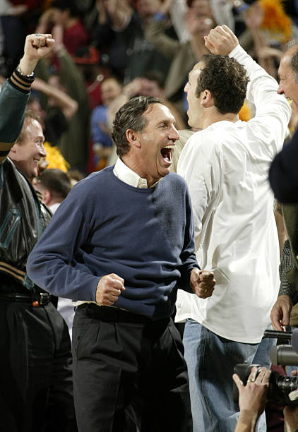 Howard Schultz