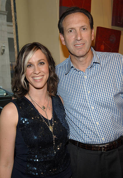 Howard Schultz