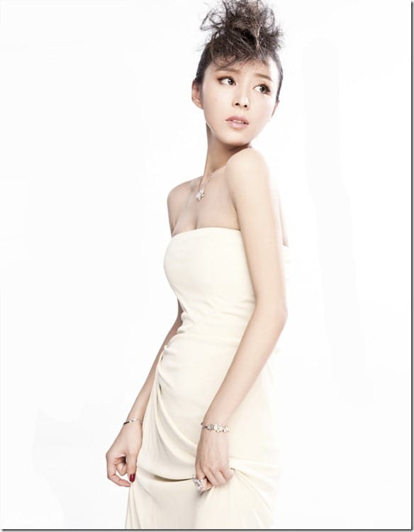 Jingchu Zhang