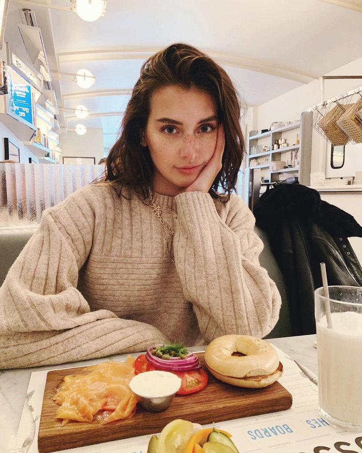 Jessica Clements Jessica Clements