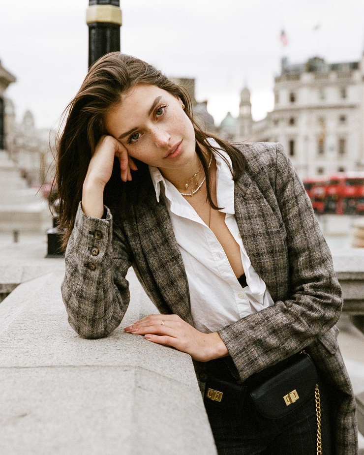 Jessica Clements Jessica Clements