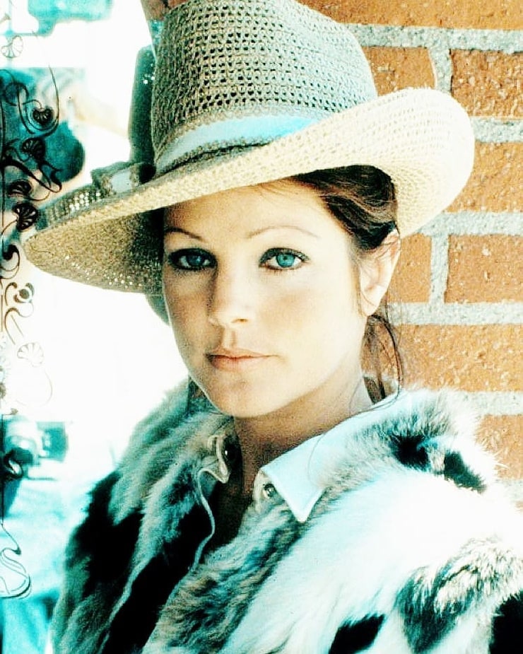 Priscilla Presley