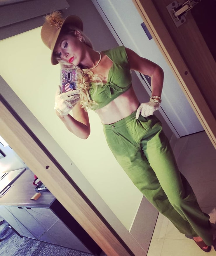Lacey Evans