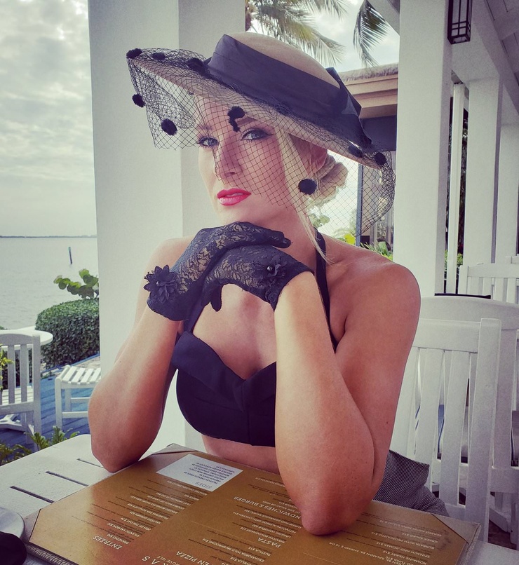 Lacey Evans