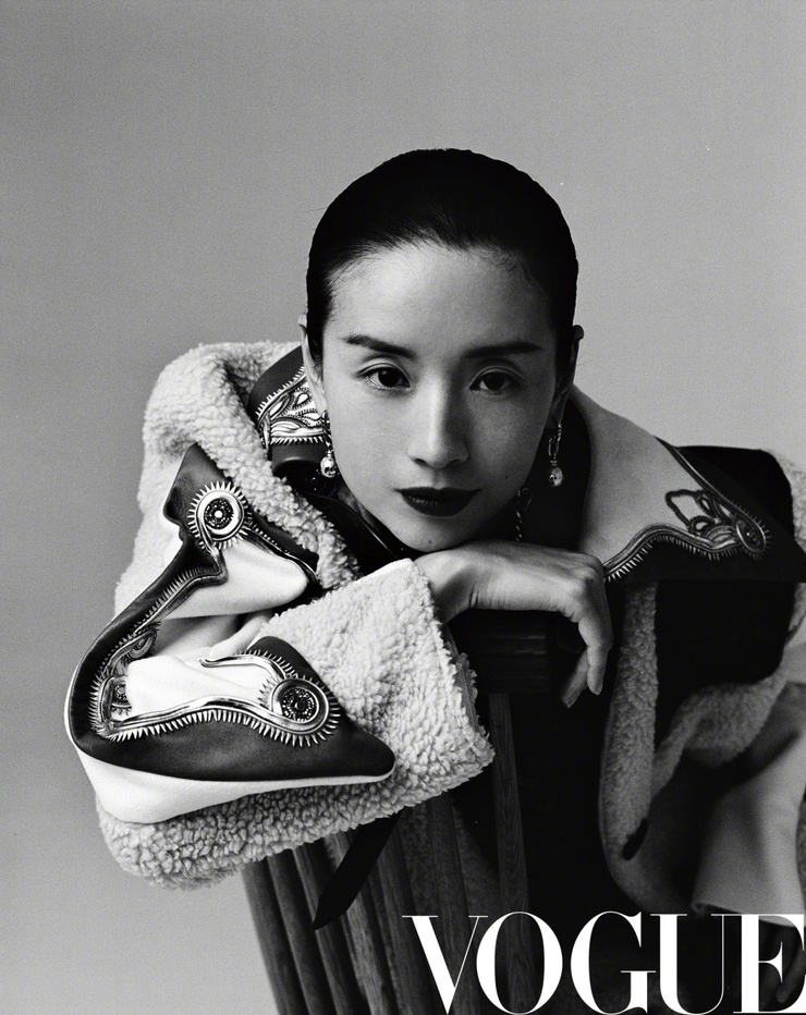 Jie Dong