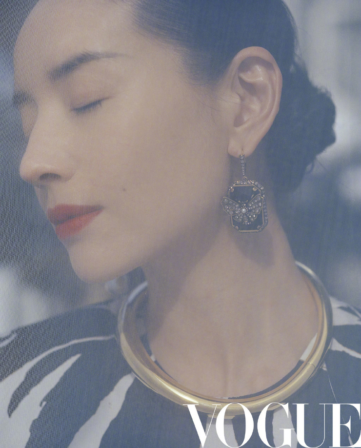 Jie Dong