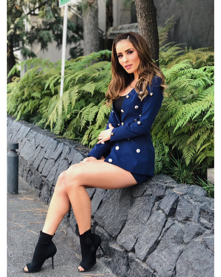 Cynthia Rodríguez Cynthia Rodríguez