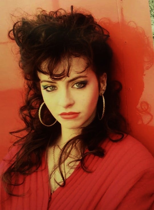 Kelly Thornton Kelly Thornton