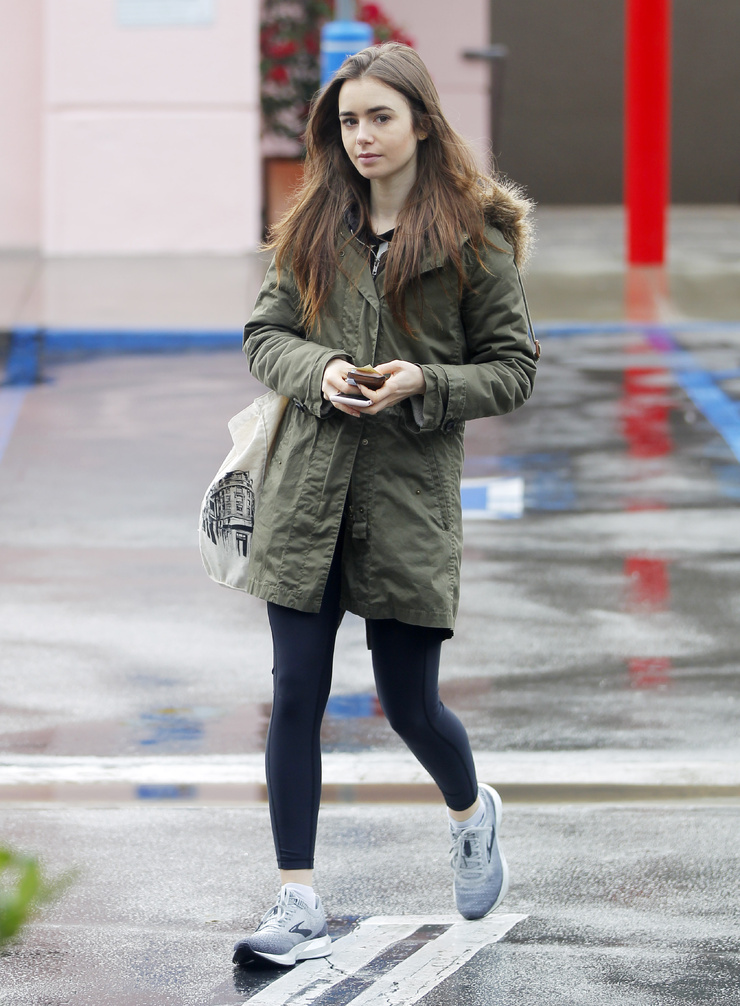 Lily Collins