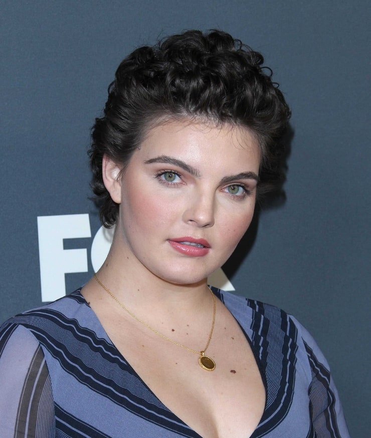 Camren Bicondova