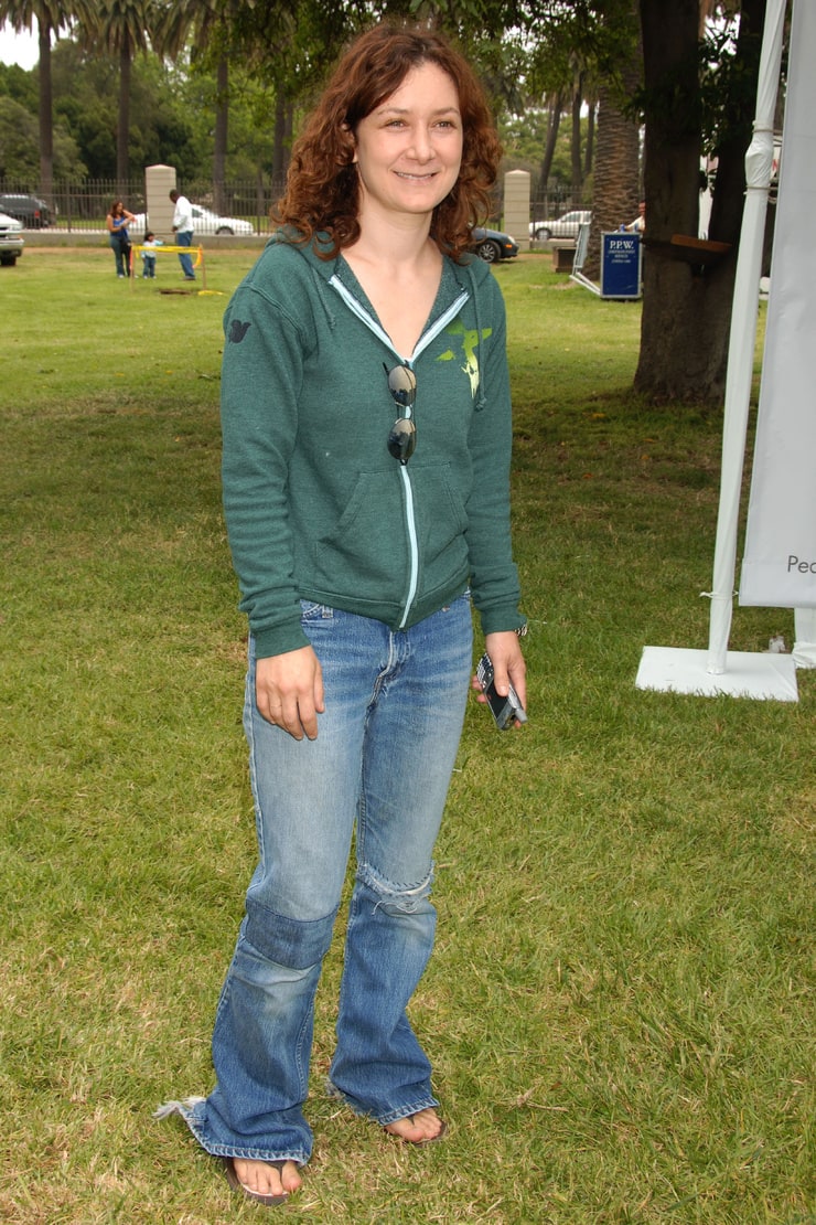 Sara Gilbert