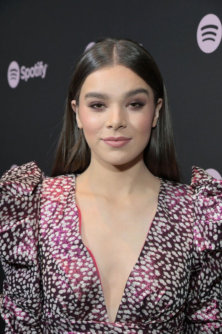 Hailee Steinfeld