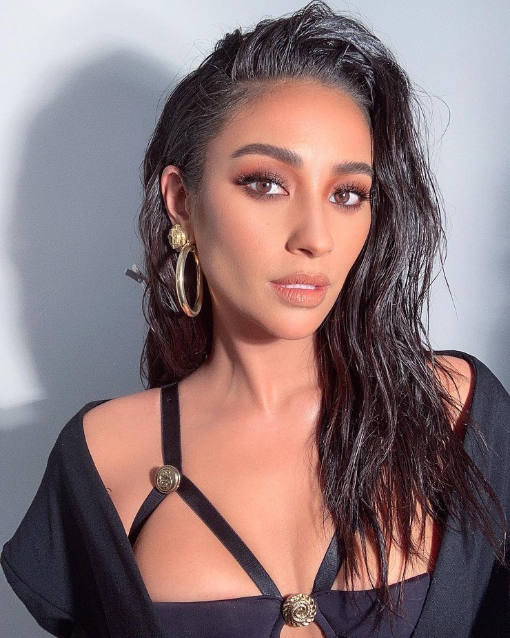 Picture Of Shay Mitchell