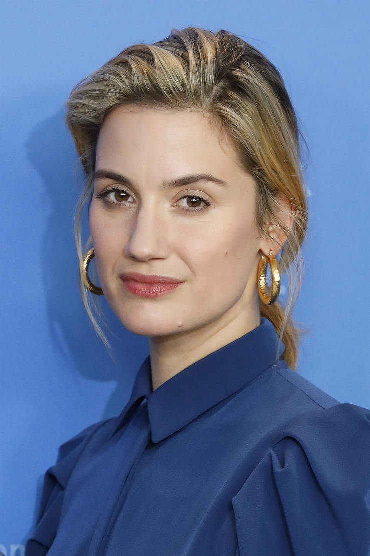 Danica Curcic Danica Curcic
