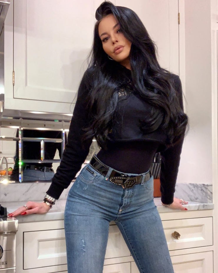 Justyna Gradek Justyna Gradek