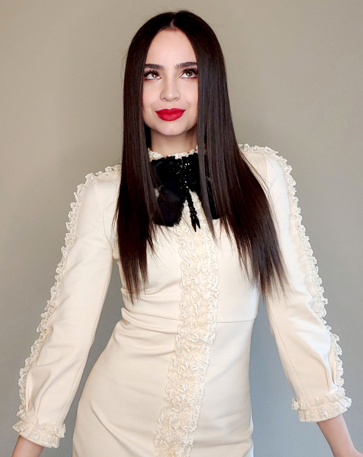Sofia Carson
