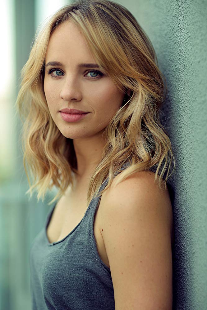Natasha Loring