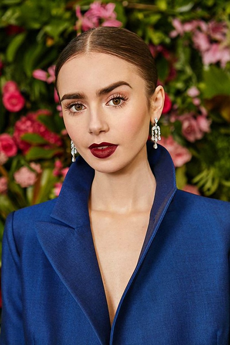 Lily Collins