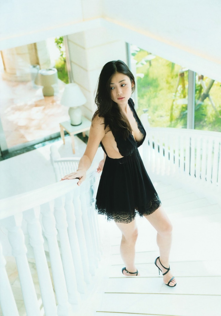 Moemi Katayama Moemi Katayama