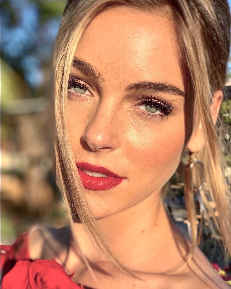 Elizabeth Turner. Elizabeth Turner.