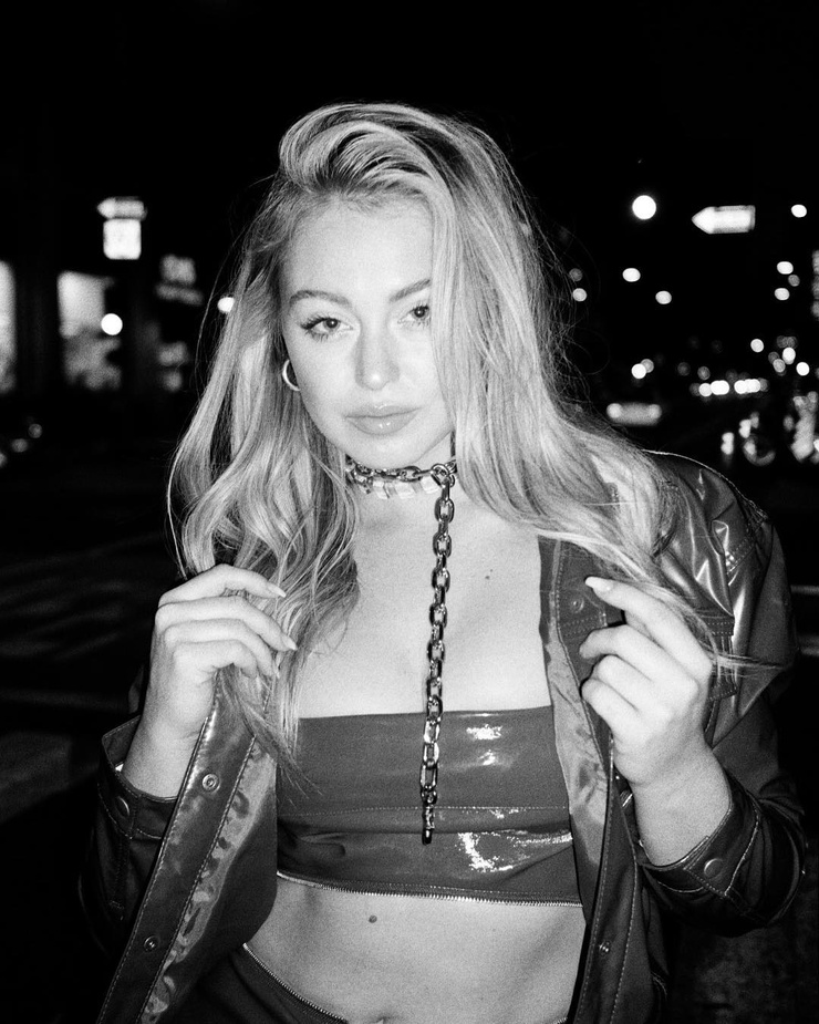 Iskra Lawrence