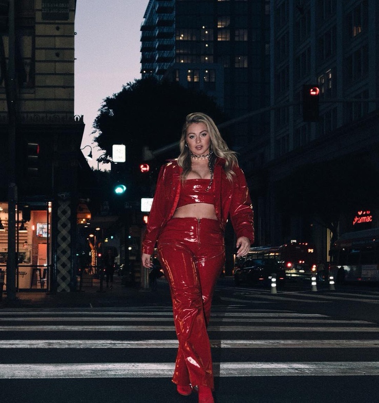 Iskra Lawrence