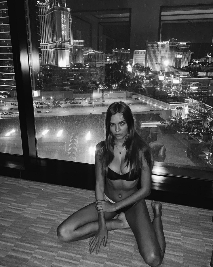 Josephine Skriver Josephine Skriver