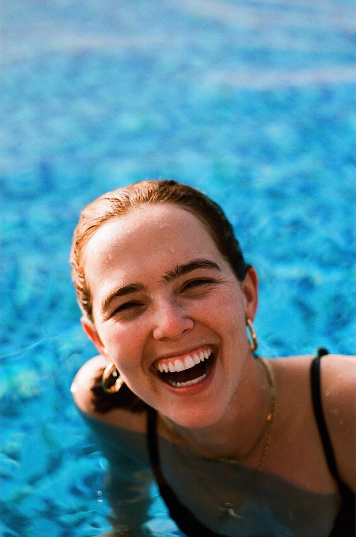 Zoey Deutch Zoey Deutch