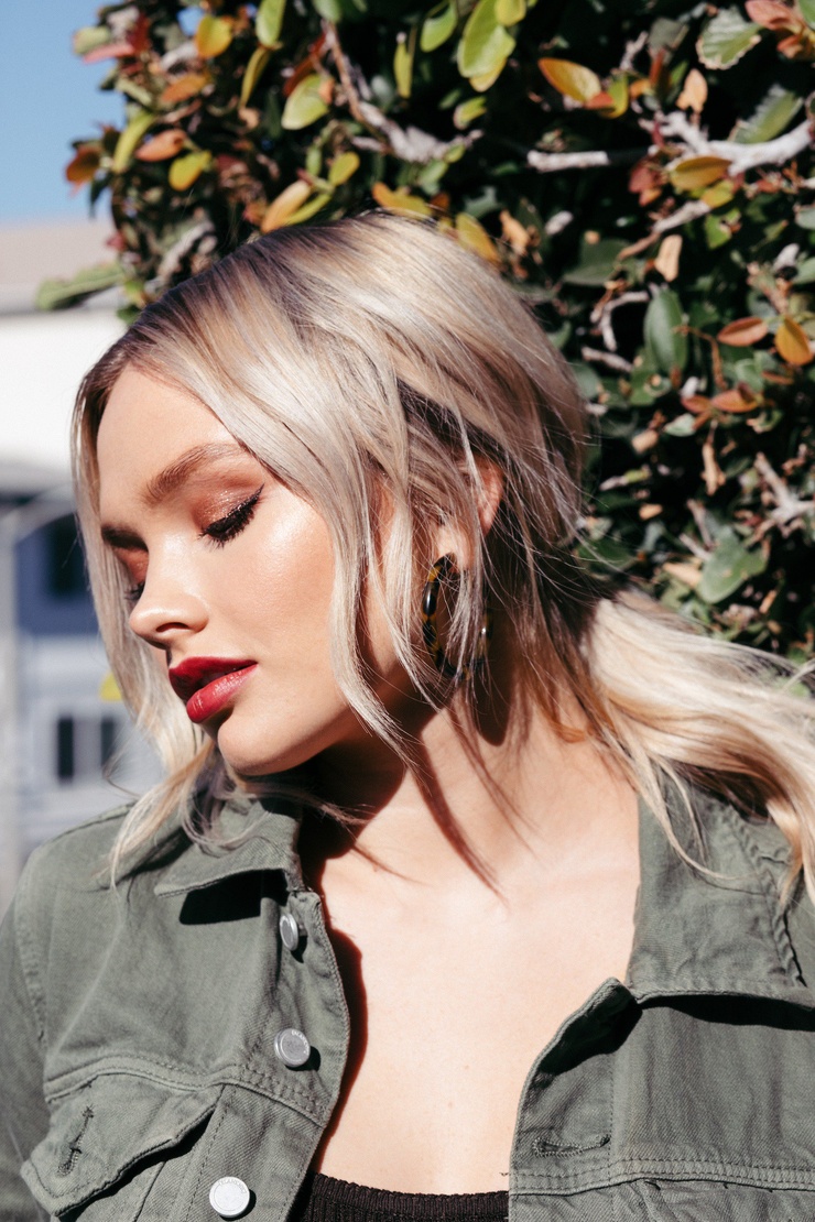 Natalie Alyn Lind