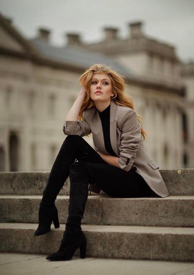 Katherine McNamara Katherine McNamara