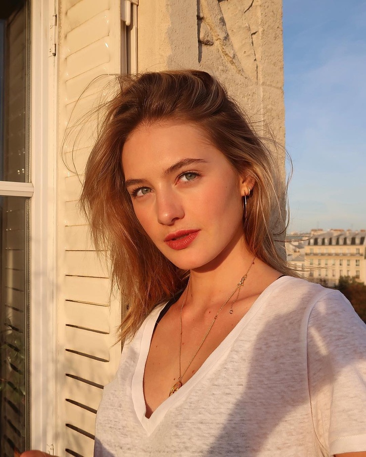 Sanne Vloet Sanne Vloet