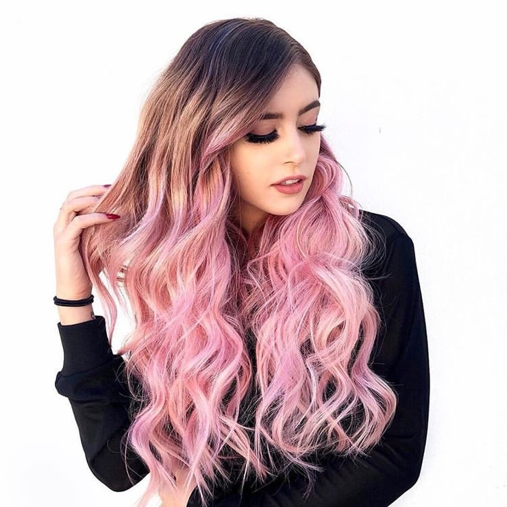 Chrissy Costanza