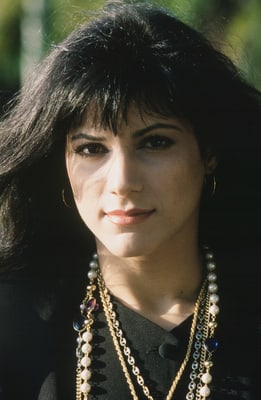 Saundra Santiago