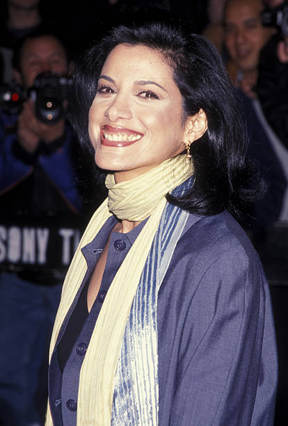 Saundra Santiago