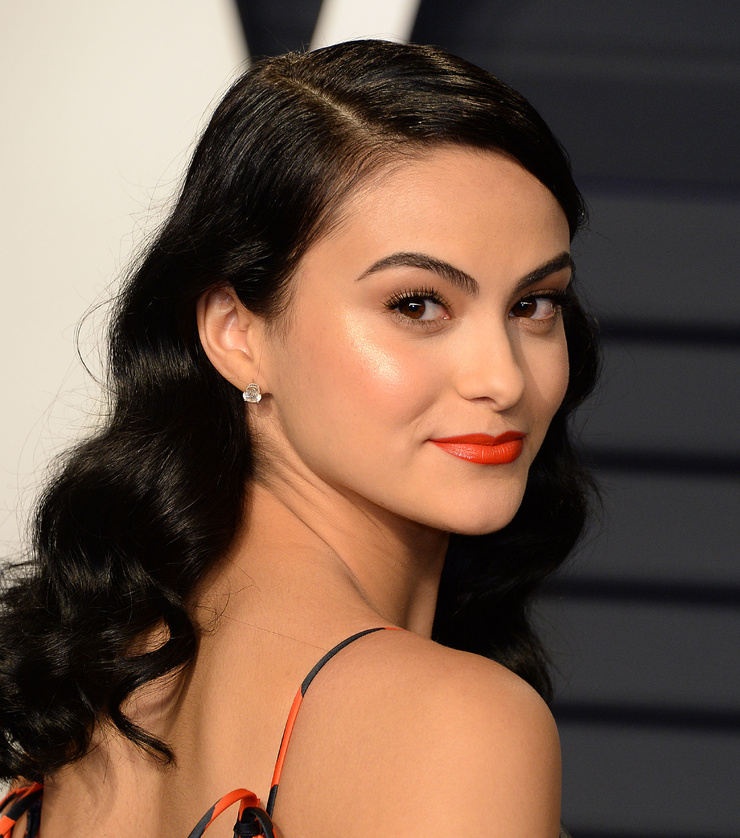 Camila Mendes