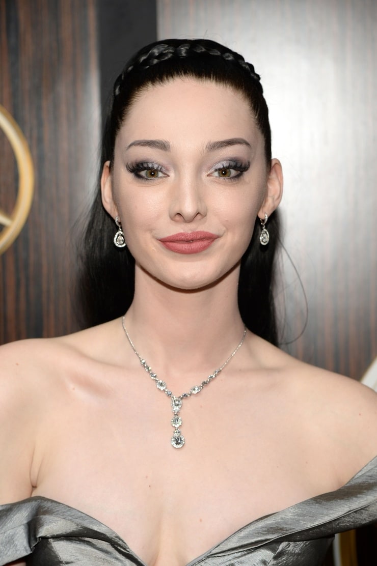 Emma Dumont