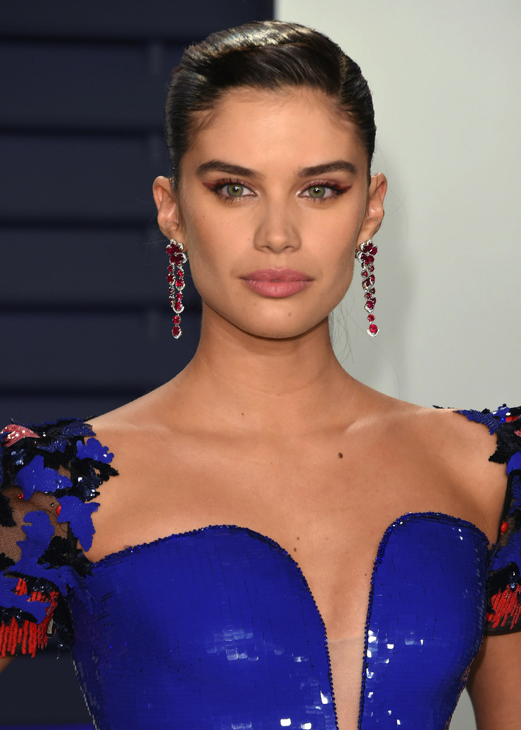 Sara Sampaio Sara Sampaio