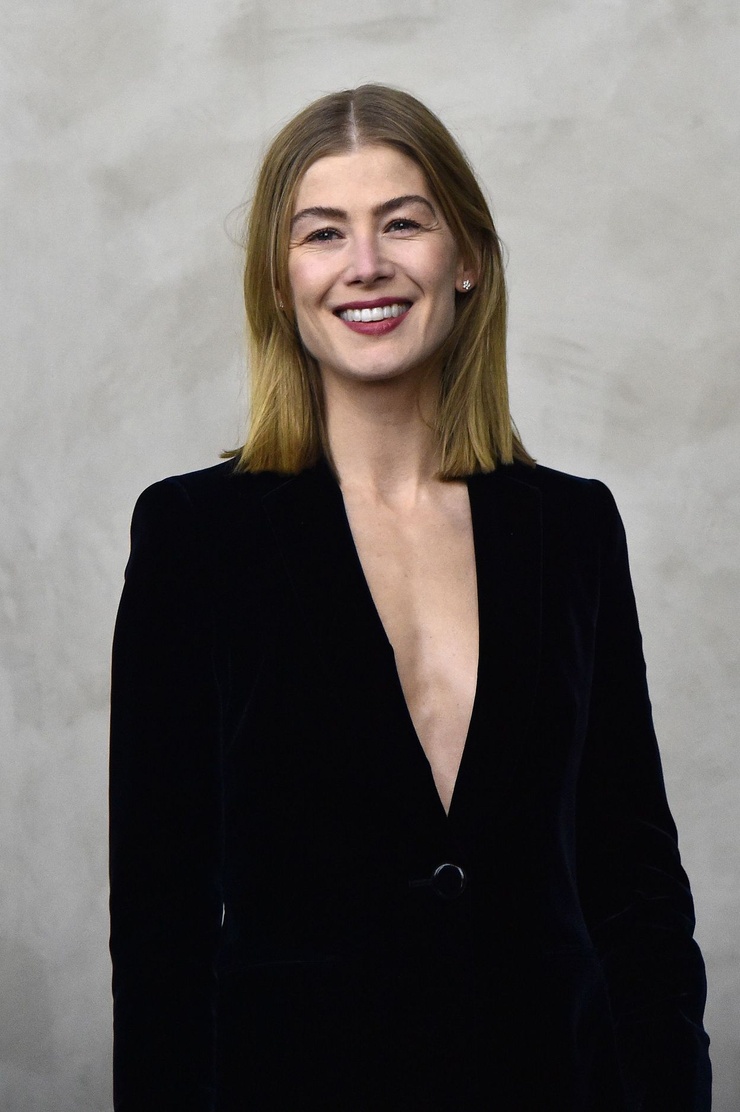 Rosamund Pike