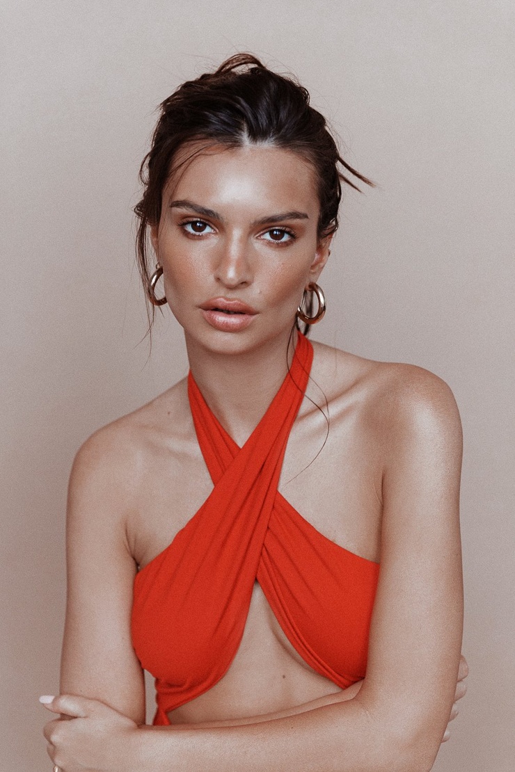 Emily Ratajkowski