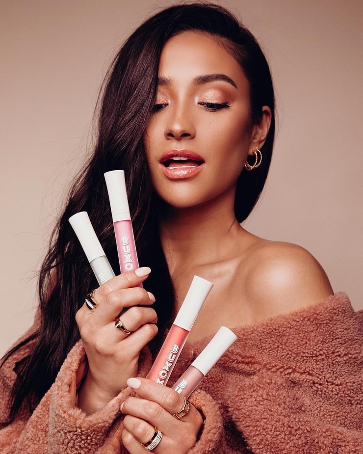 Shay Mitchell