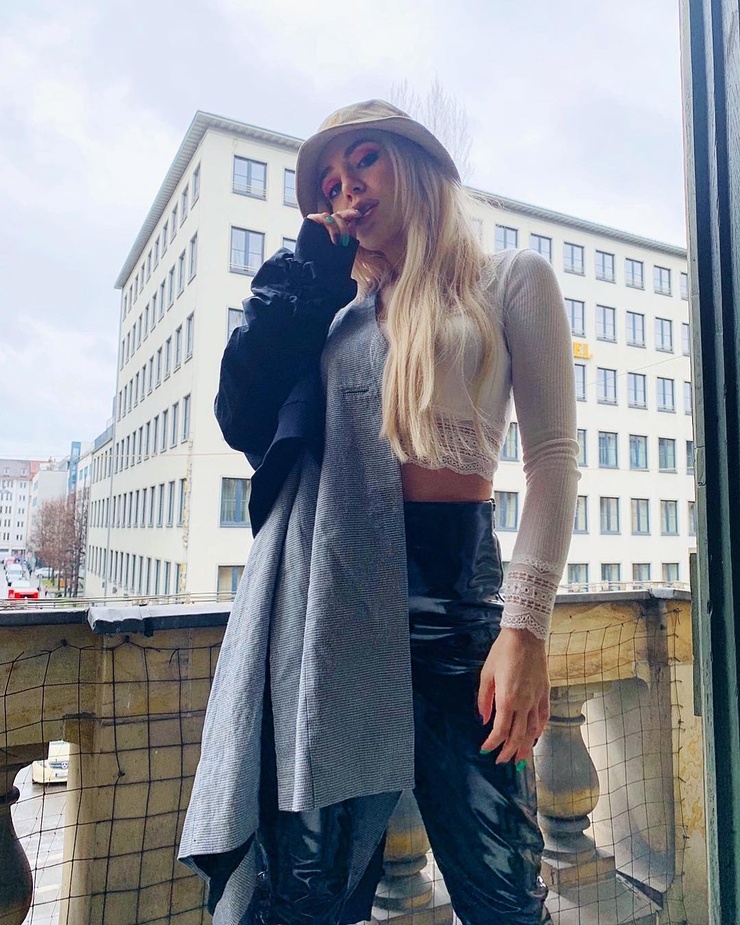 Ava Max