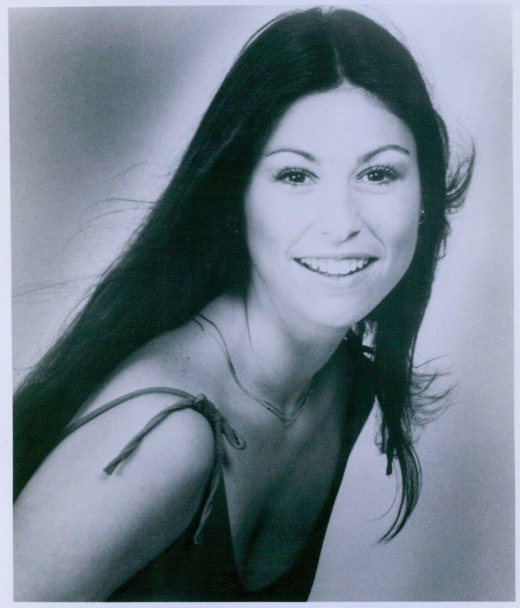 Diana Canova Diana Canova