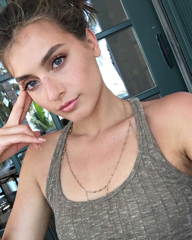 Jessica Clements