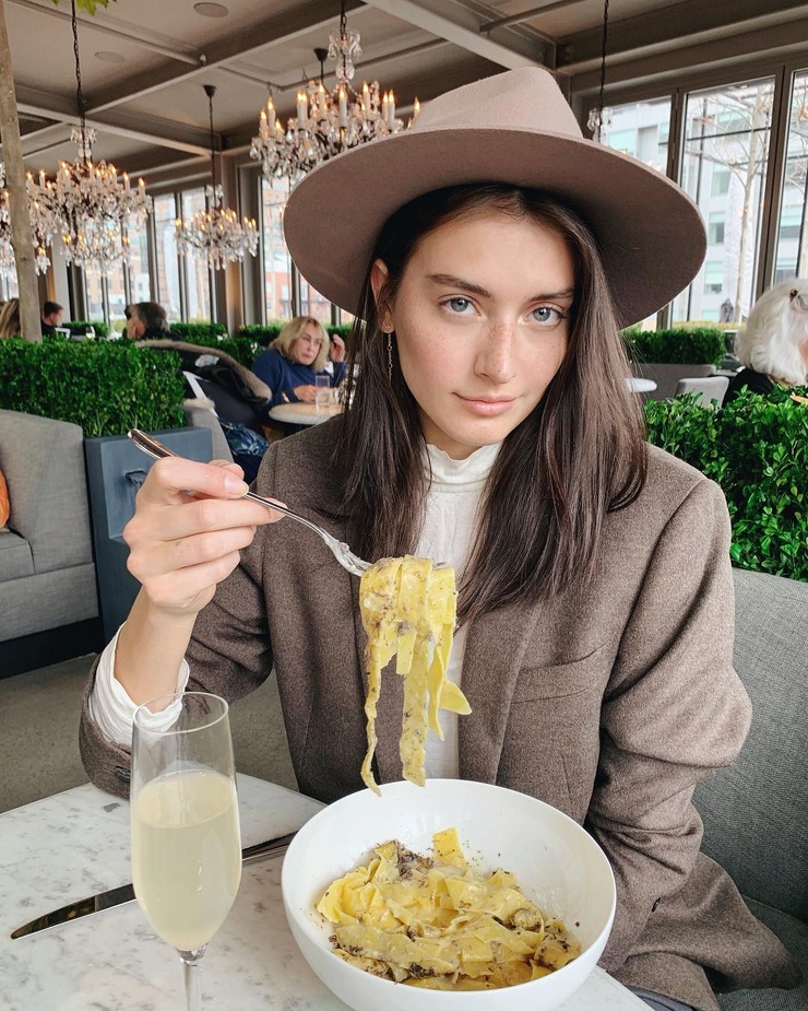 Jessica Clements Jessica Clements