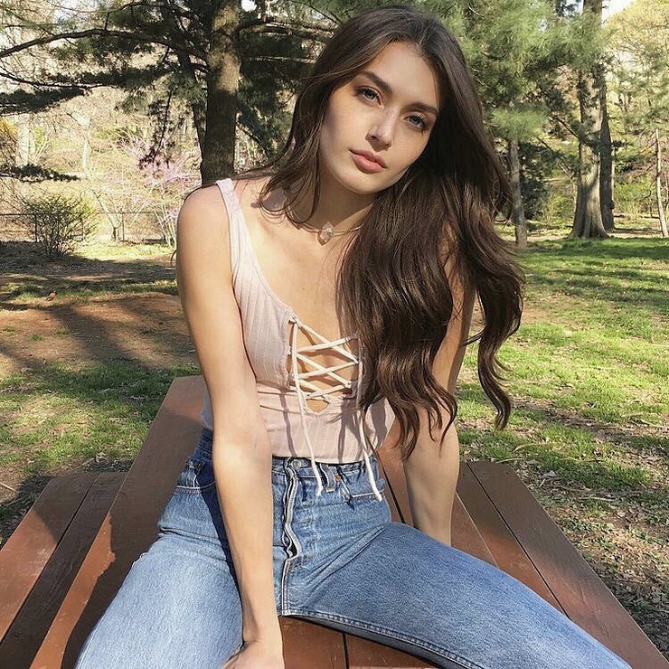 Jessica Clements Jessica Clements