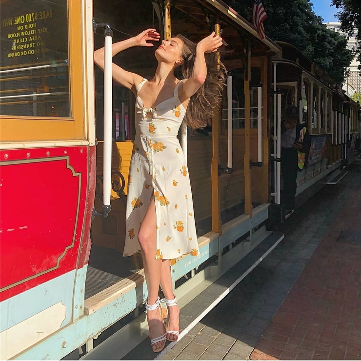 Jessica Clements Jessica Clements
