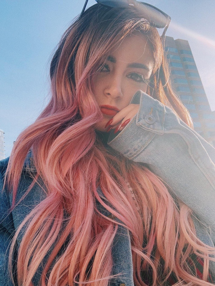 Chrissy Costanza