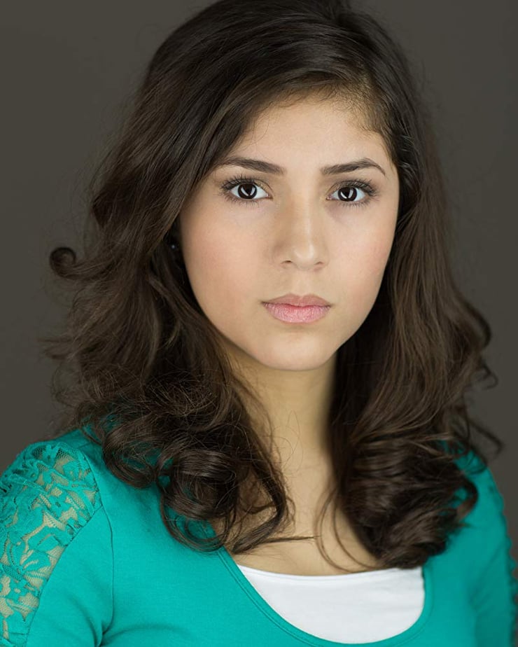 Julia Flores