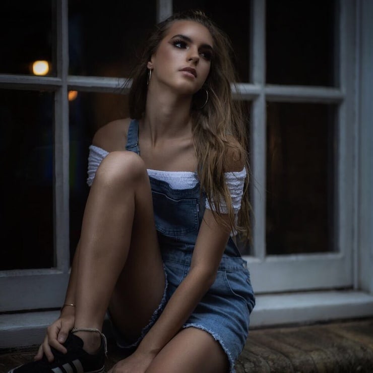 Emily Feld Emily Feld