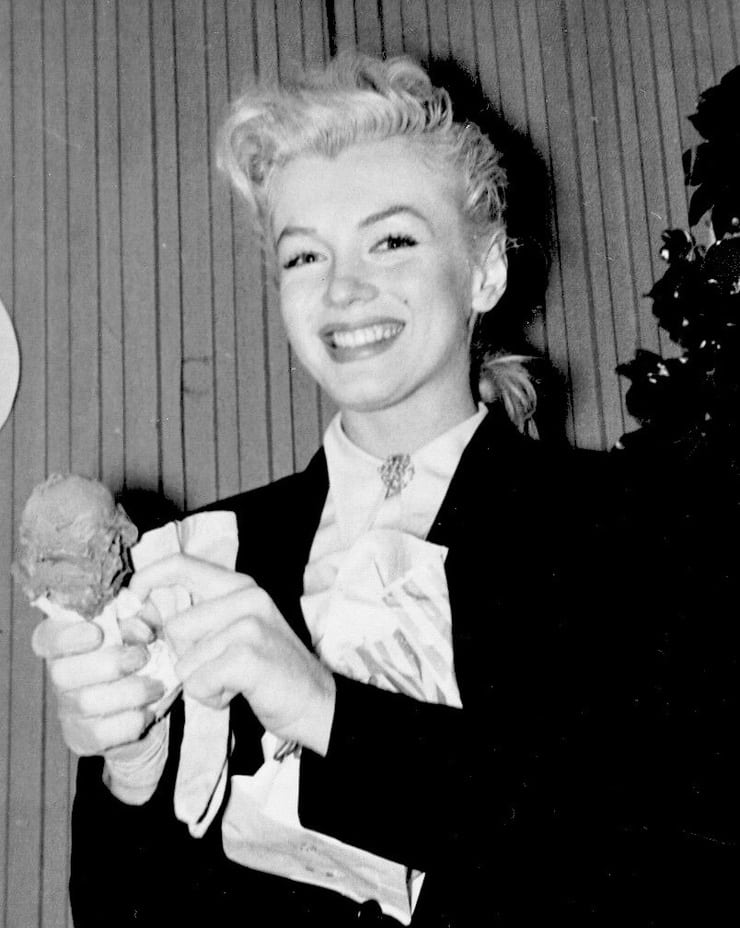 Marilyn Monroe Marilyn Monroe